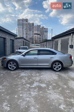 Седан Volkswagen Passat 2013 в 