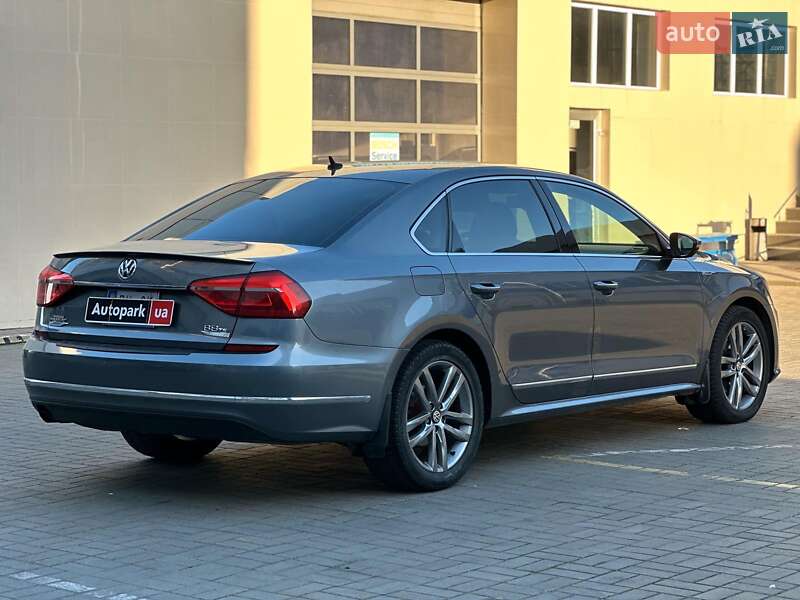 Седан Volkswagen Passat 2016 в Одесі