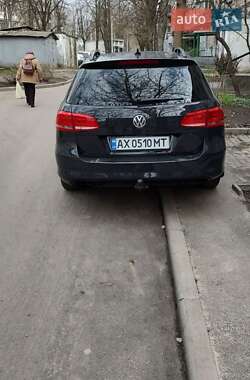 Універсал Volkswagen Passat 2012 в 