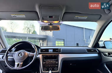 Седан Volkswagen Passat 2014 в 