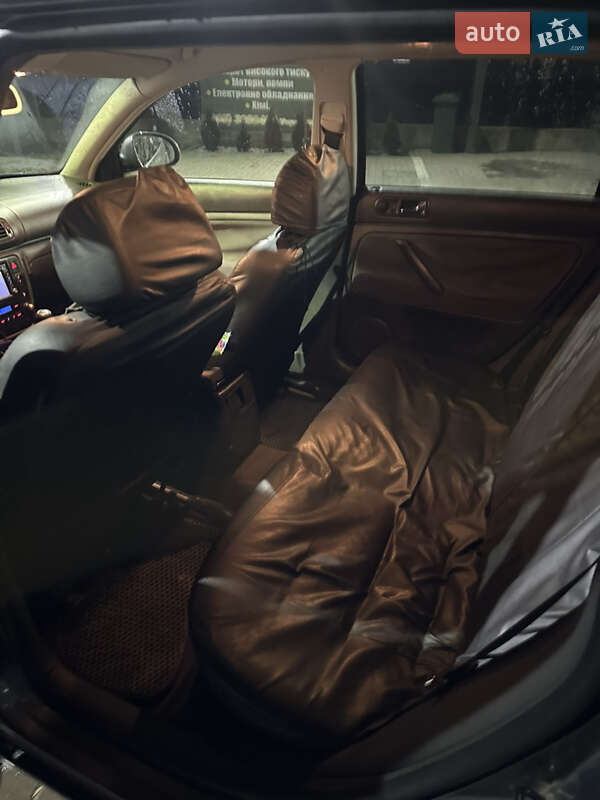 Универсал Volkswagen Passat 2005 в Тячеве