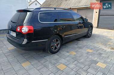 Универсал Volkswagen Passat 2010 в 