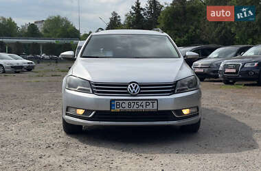 Універсал Volkswagen Passat 2011 в Львові
