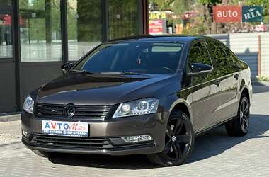 Седан Volkswagen Passat 2013 в Кривом Роге