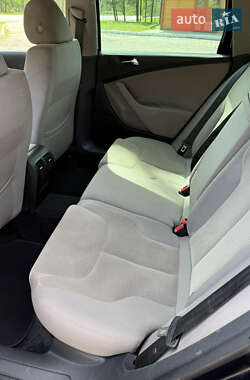 Універсал Volkswagen Passat 2008 в 