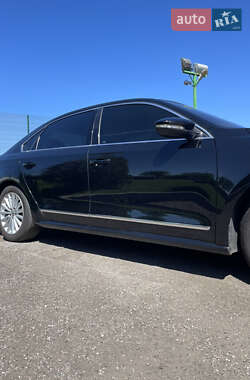 Седан Volkswagen Passat 2016 в 