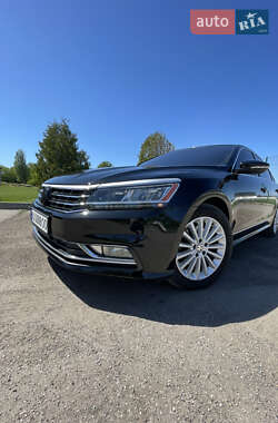 Седан Volkswagen Passat 2016 в 