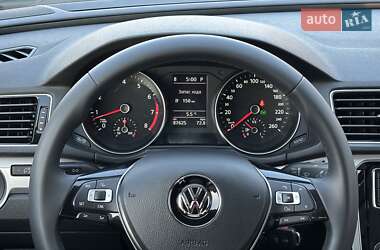 Седан Volkswagen Passat 2017 в 