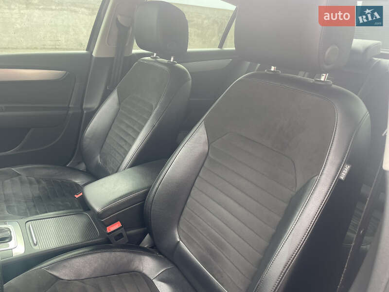 Седан Volkswagen Passat 2013 в Тернополе