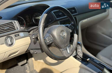 Седан Volkswagen Passat 2015 в 