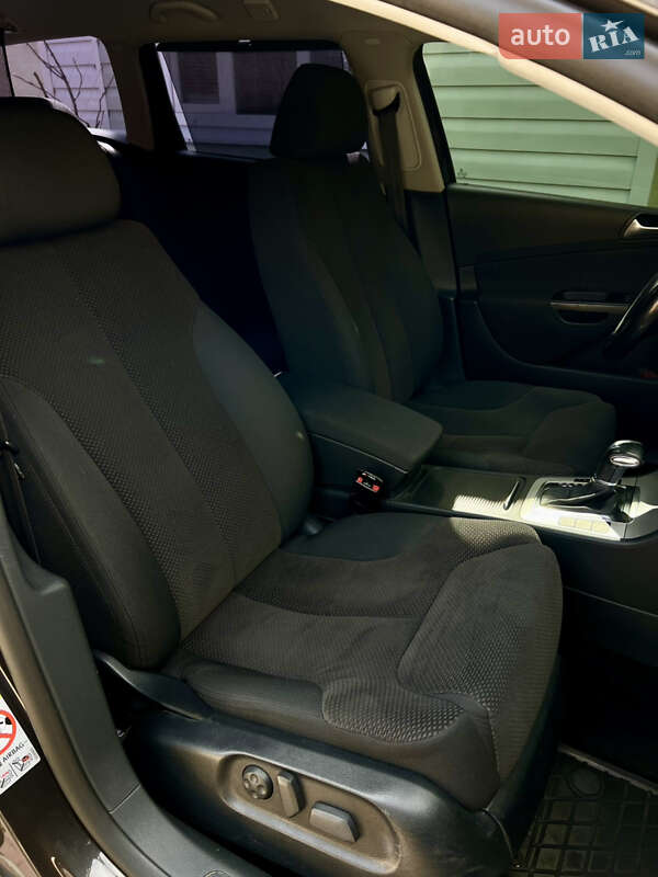 Універсал Volkswagen Passat 2010 в Валках