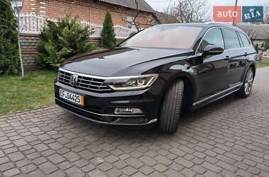 Універсал Volkswagen Passat 2017 в 