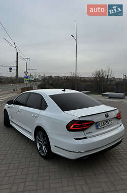 Седан Volkswagen Passat 2017 в 