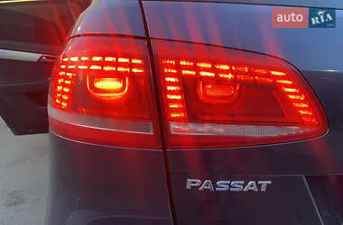 Универсал Volkswagen Passat 2012 в 