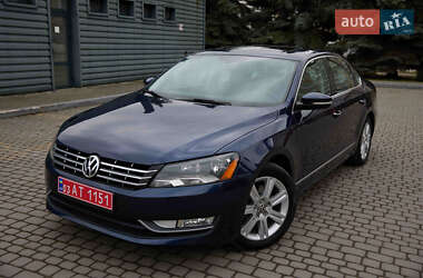 Седан Volkswagen Passat 2014 в Івано-Франківську