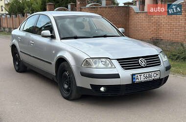 Седан Volkswagen Passat 2002 в Івано-Франківську