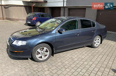 Седан Volkswagen Passat 2007 в 