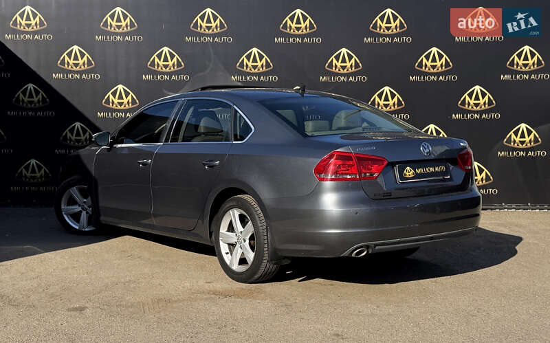 Седан Volkswagen Passat 2012 в Києві