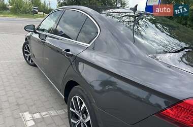 Седан Volkswagen Passat 2022 в 