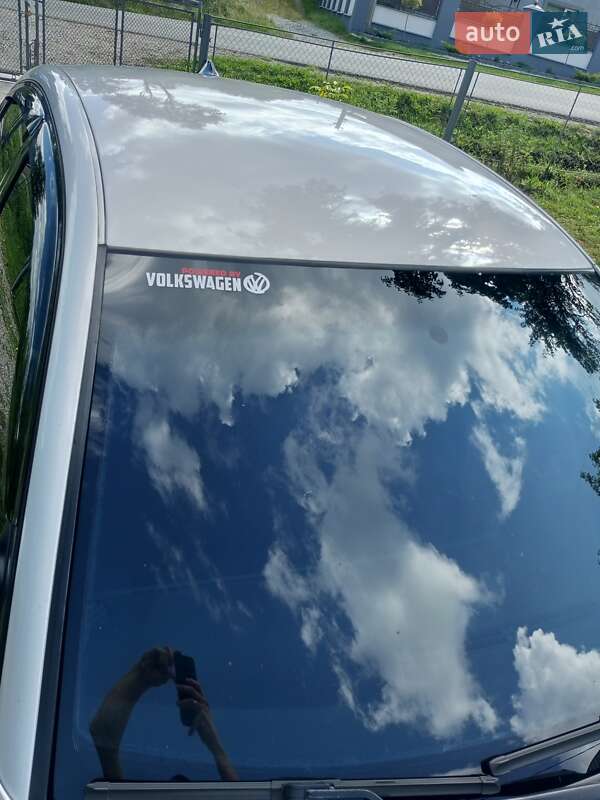 Седан Volkswagen Passat 1997 в Делятине