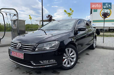 Седан Volkswagen Passat 2011 в 