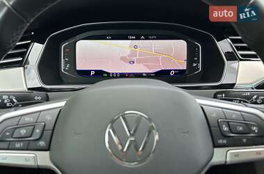 Седан Volkswagen Passat 2022 в 