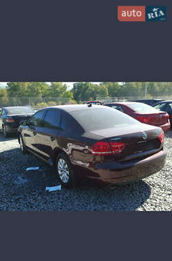 Седан Volkswagen Passat 2014 в 