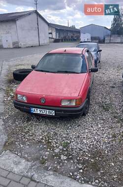 Седан Volkswagen Passat 1990 в Ивано-Франковске