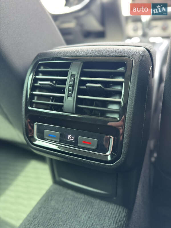 Универсал Volkswagen Passat 2018 в Тернополе