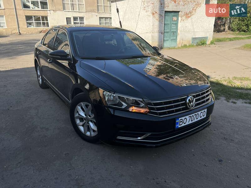 Седан Volkswagen Passat 2016 в 