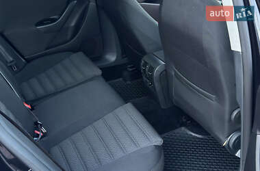 Універсал Volkswagen Passat 2009 в 