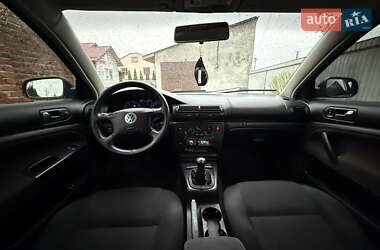 Універсал Volkswagen Passat 2001 в 