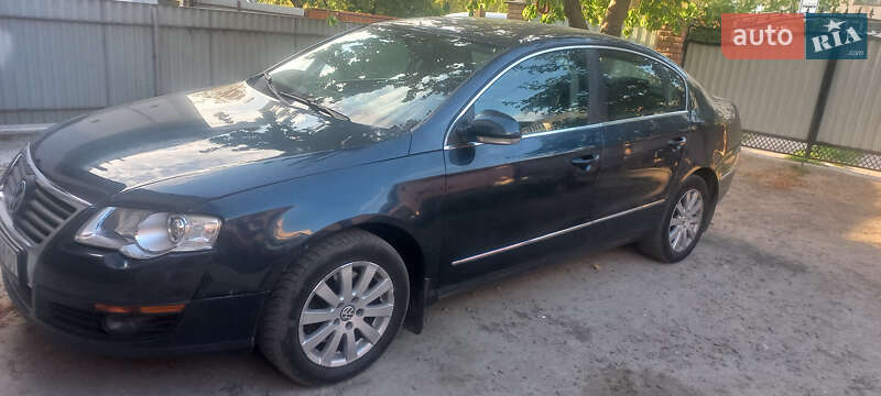 Седан Volkswagen Passat 2006 в 