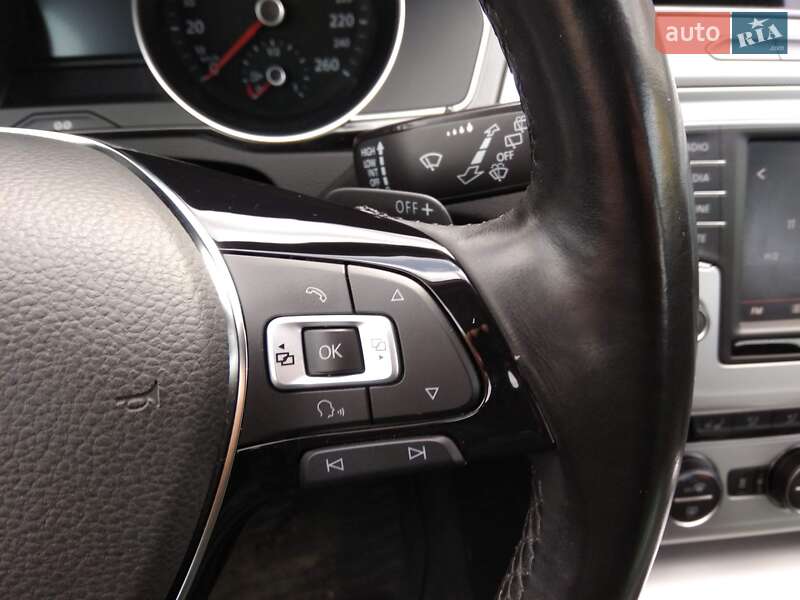 Универсал Volkswagen Passat 2015 в Хмельницком фото 41 Универсал Volkswagen Passat 2015 в Хмельницком