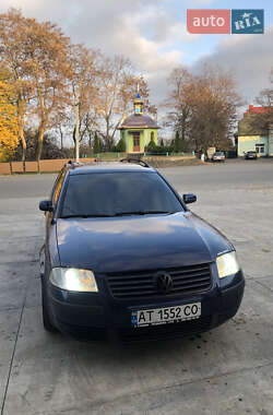 Универсал Volkswagen Passat 2003 в Снятине