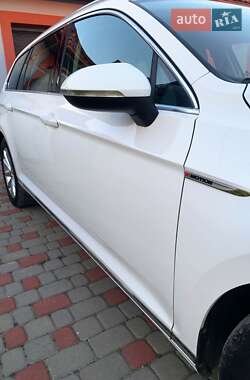 Универсал Volkswagen Passat 2016 в 