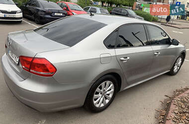 Седан Volkswagen Passat 2013 в 