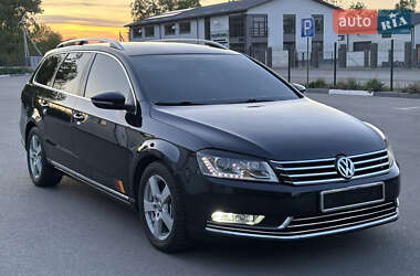 Универсал Volkswagen Passat 2012 в 