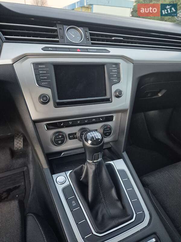 Универсал Volkswagen Passat 2014 в Мукачево