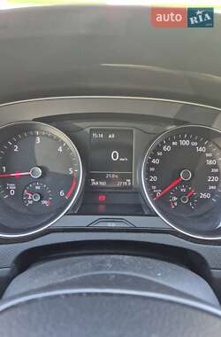 Универсал Volkswagen Passat 2014 в 