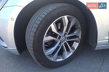 Универсал Volkswagen Passat 2017 в 