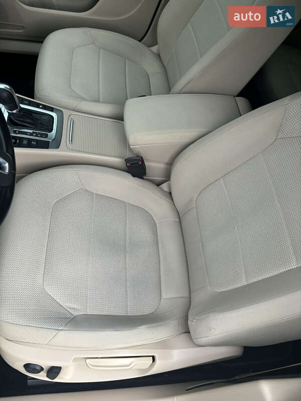 Универсал Volkswagen Passat 2013 в Самборе