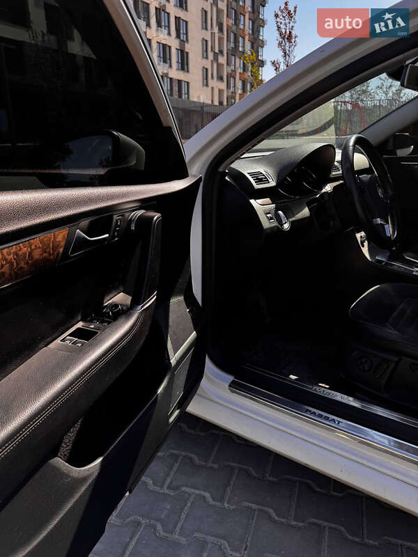 Седан Volkswagen Passat 2012 в Кропивницком