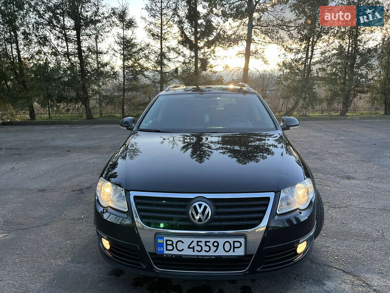 Универсал Volkswagen Passat 2010 в Львове
