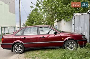 Седан Volkswagen Passat 1996 в 