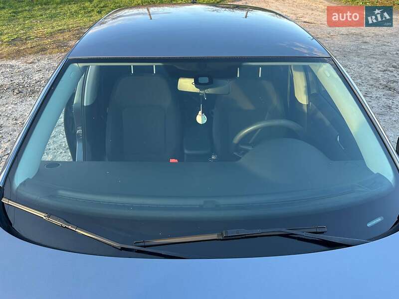 Седан Volkswagen Passat 2015 в Полтаве