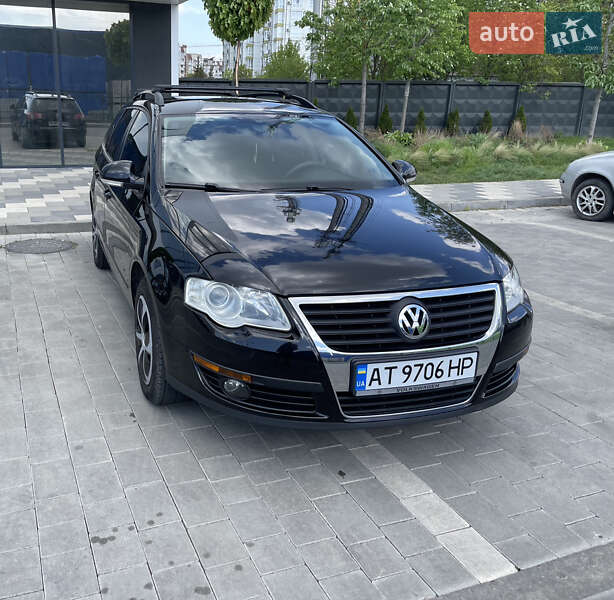 Универсал Volkswagen Passat 2010 в Ивано-Франковске