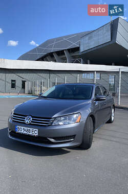 Седан Volkswagen Passat 2012 в 