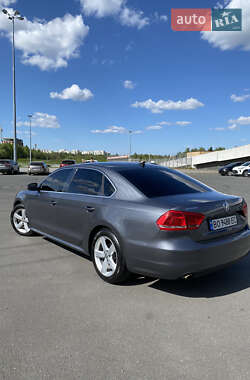 Седан Volkswagen Passat 2012 в 
