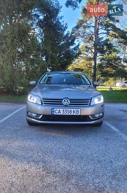 Седан Volkswagen Passat 2011 в Черкассах